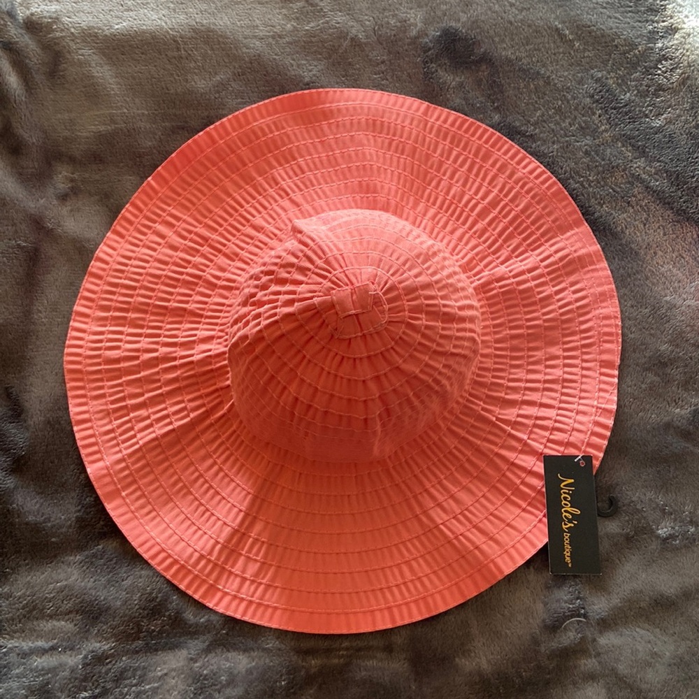 Beach/sun hat